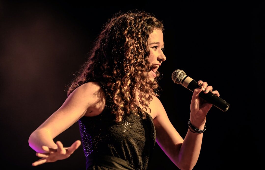 tango singer on stage
